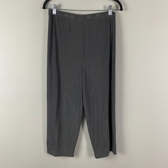 Chicos Travelers Cropped Pants Size 1 Short US M Short Gray Slinky Knit Pull On - Picture 4 of 9